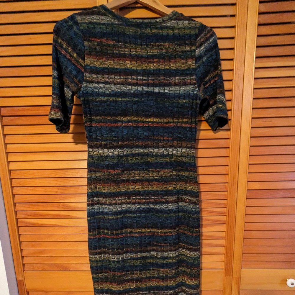 Robe - Picture 3 of 4